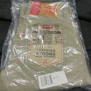 NWT Levi's Men's The Workwear Utility Fit Straight Leg TAN Jeans 32X30